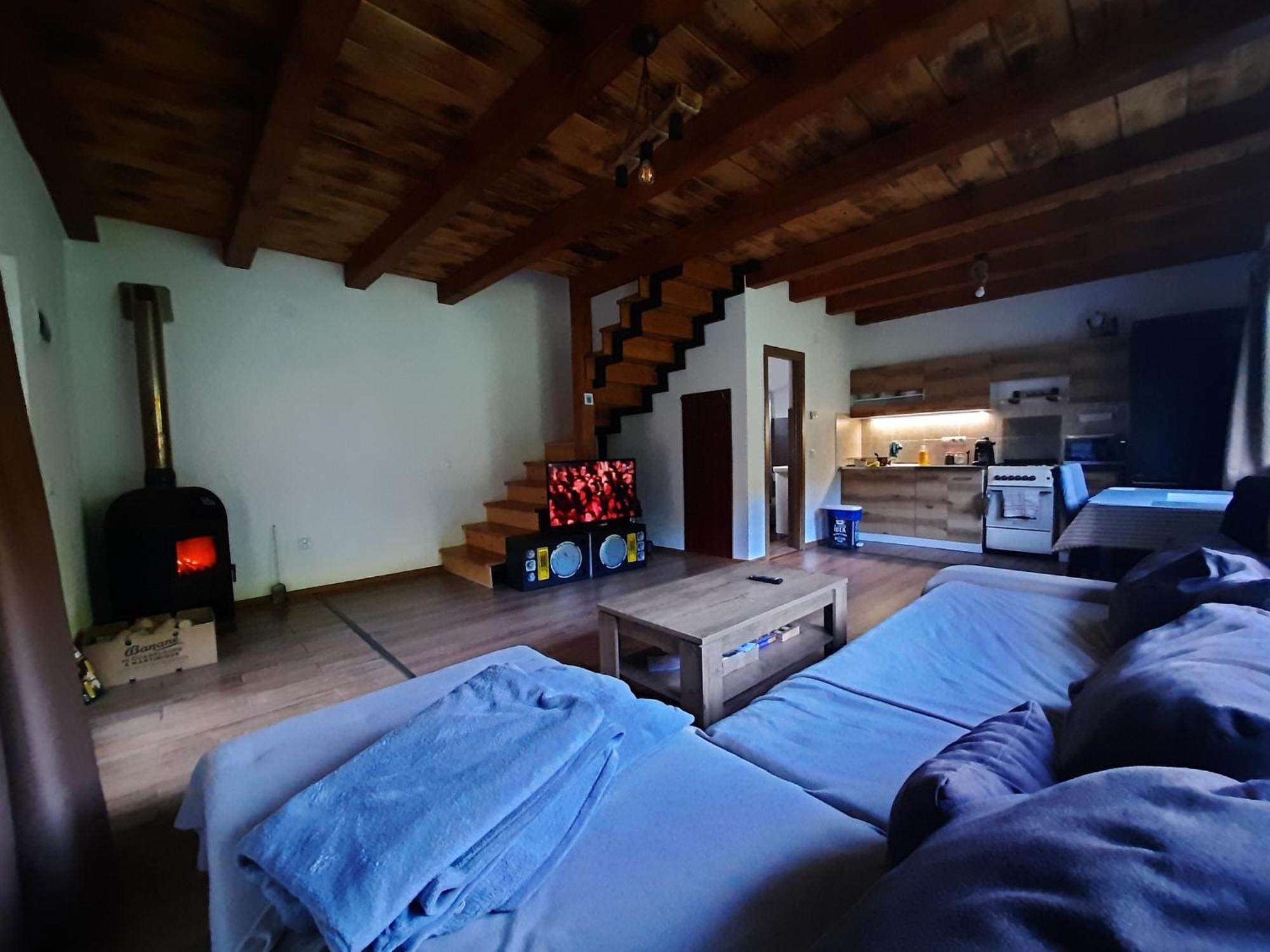 Mountain Cozy Home Sub Cetate 外观 照片